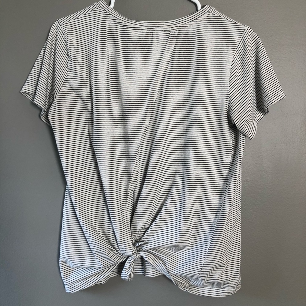 LUSH TSHIRT - Picture 5 of 9